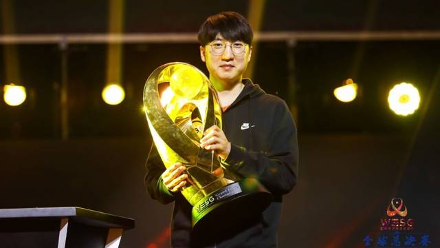 背后的努力 背后的努力