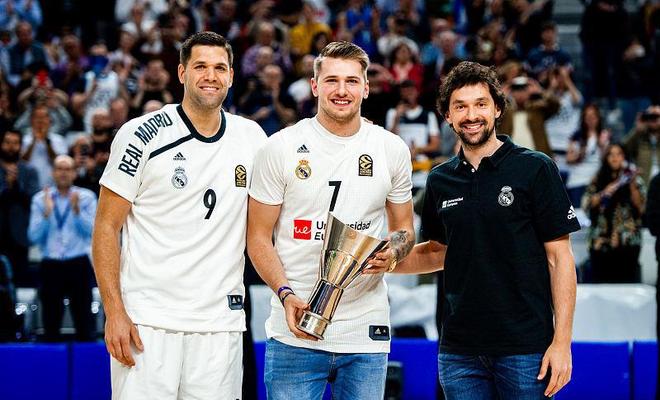 而是彼此咬 而是彼此咬